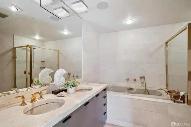 $999,000 | 611 Washington Street, Unit 2306, San Francisco, CA 94111