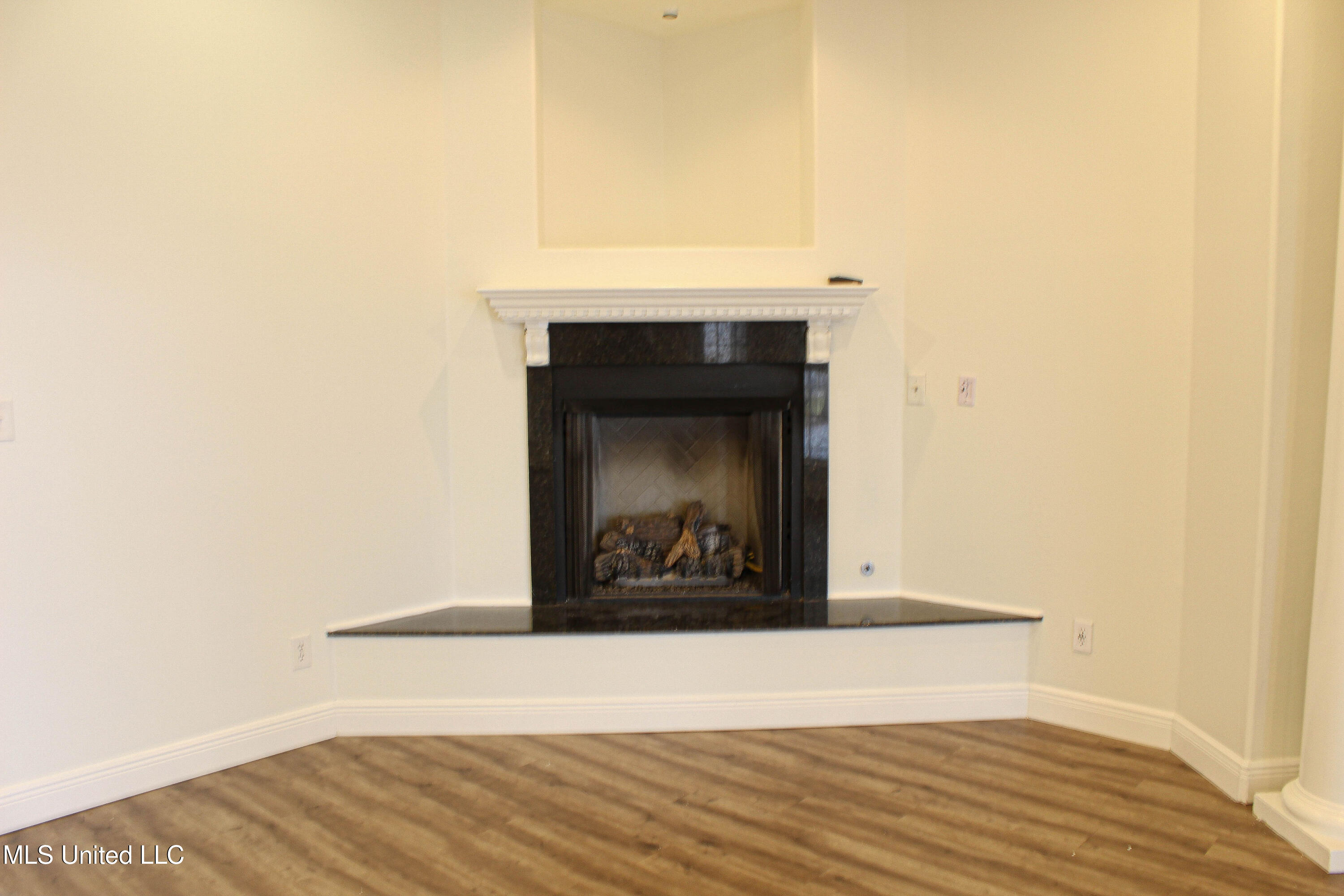 6909 Tanner Williams Road Lucedale, MS 39452 - Photo 14 of 40 IMG_6127