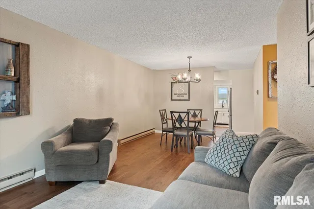 $216,500 | 1218 Frisina Street, Pawnee, IL 62558