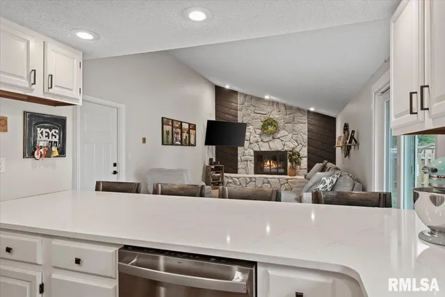 $216,500 | 1218 Frisina Street, Pawnee, IL 62558