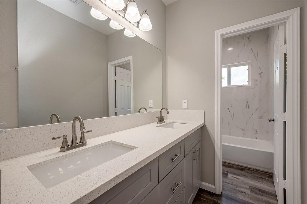 4741 Bricker Street Houston, TX 77033 - Photo 23 of 24