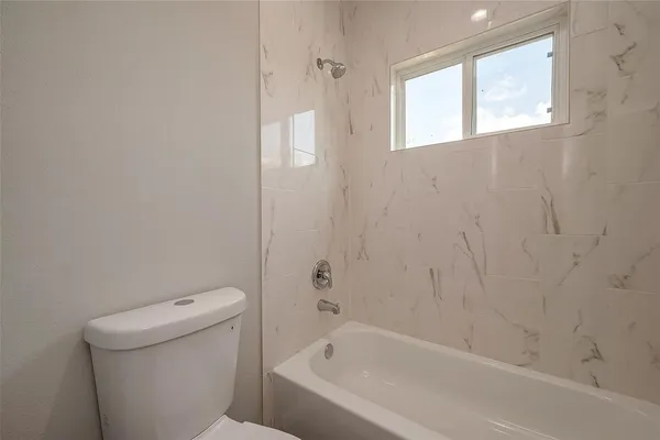 $2,150 | 4741 Bricker Street, Houston, TX 77033