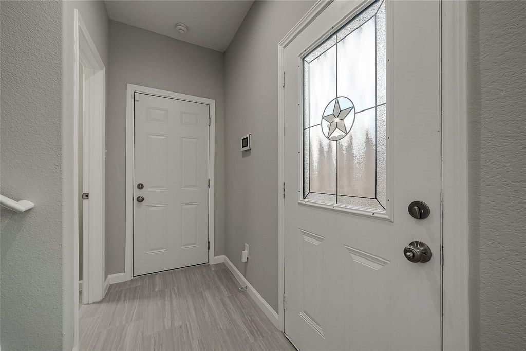 4741 Bricker Street Houston, TX 77033 - Photo 5 of 24