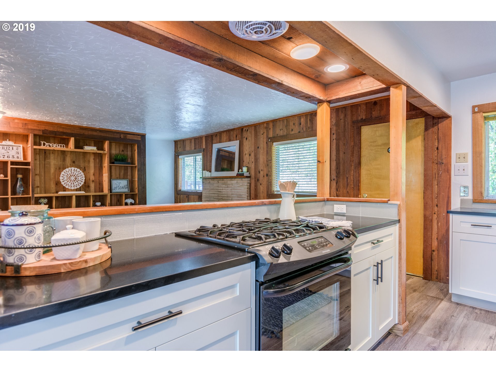 10630 Northwest Laidlaw Road Portland, OR 97229 - Photo 8 of 31 Gallery Image 8