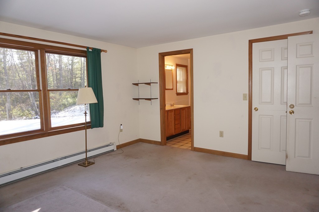 62 Oxbow Road Charlton, MA 01507 - Photo 13 of 28