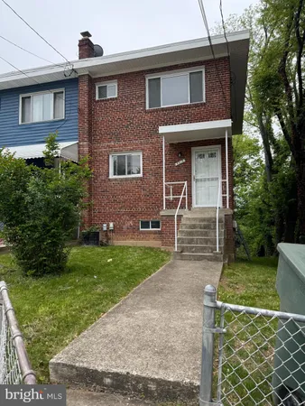 $2,100 | 5315 Leverett Street, Oxon Hill, MD 20745