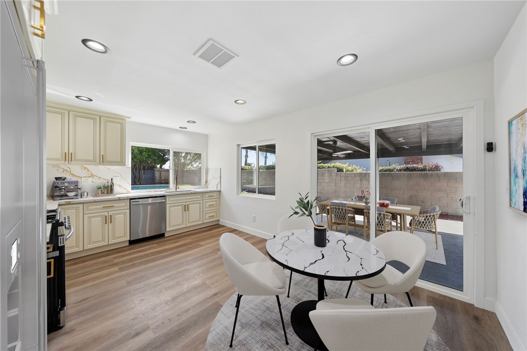 7905 Amethyst Avenue Rancho Cucamonga, CA 91730 - Photo 11 of 56 virtually staged