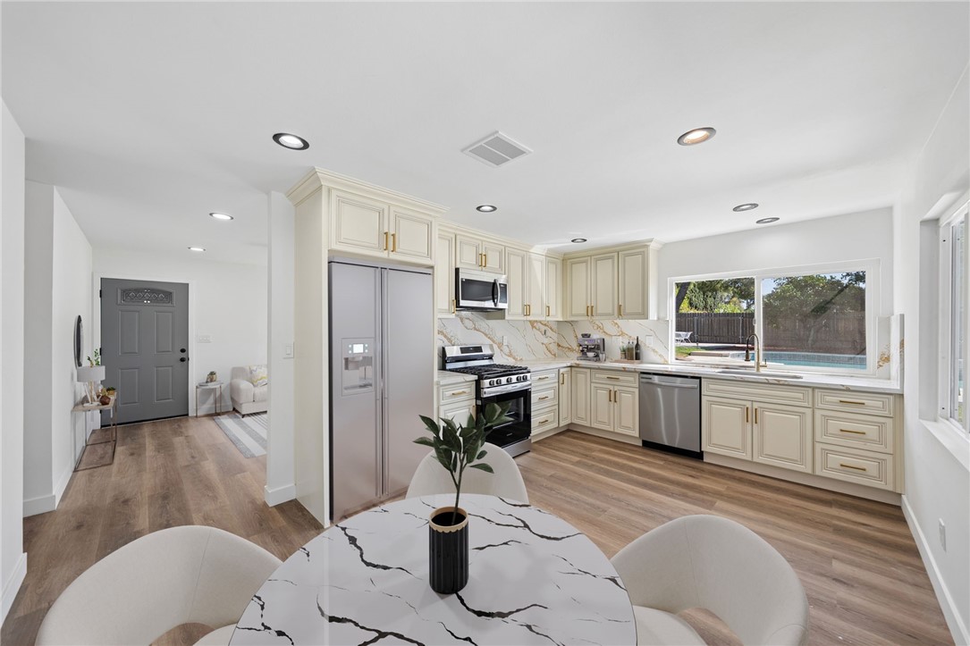 7905 Amethyst Avenue Rancho Cucamonga, CA 91730 - Photo 13 of 56 virtually staged