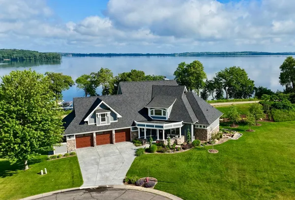 $2,497,000 | 854 Beach Road', Waconia, MN 55387