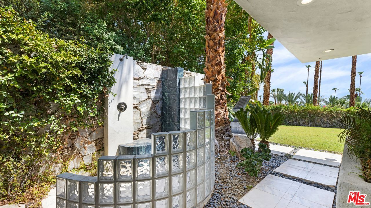 70375 Calico Road Rancho Mirage, CA 92270 - Photo 19 of 46 not sure