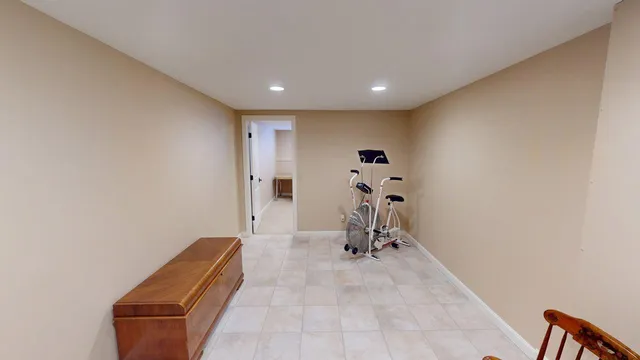 $699,000 | 293 Crane Pond Drive, Lincoln, ME 04457