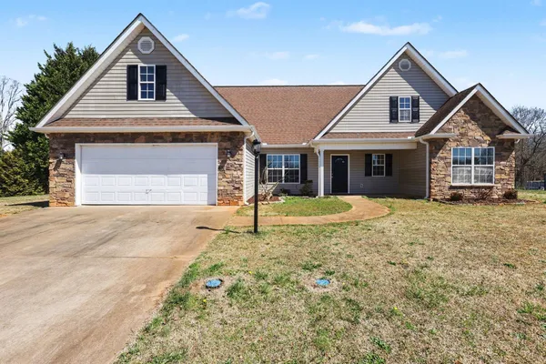 $350,000 | 1 Long Pond Court, Greer, SC 29651