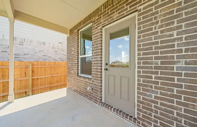 $346,990 | 518 Tailwind Drive, Kyle, TX 78640