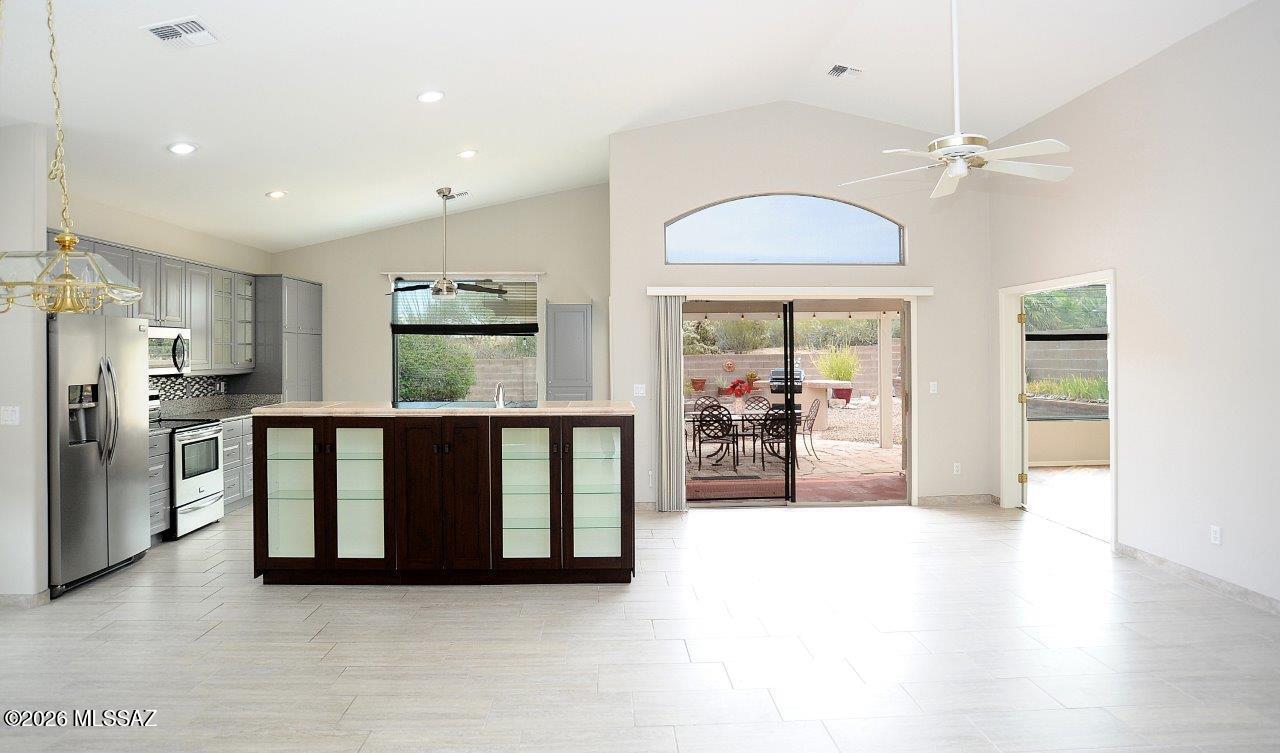 760 North Western Ridge Trail Tucson, AZ 85748 - Photo 14 of 45 Great Room 3