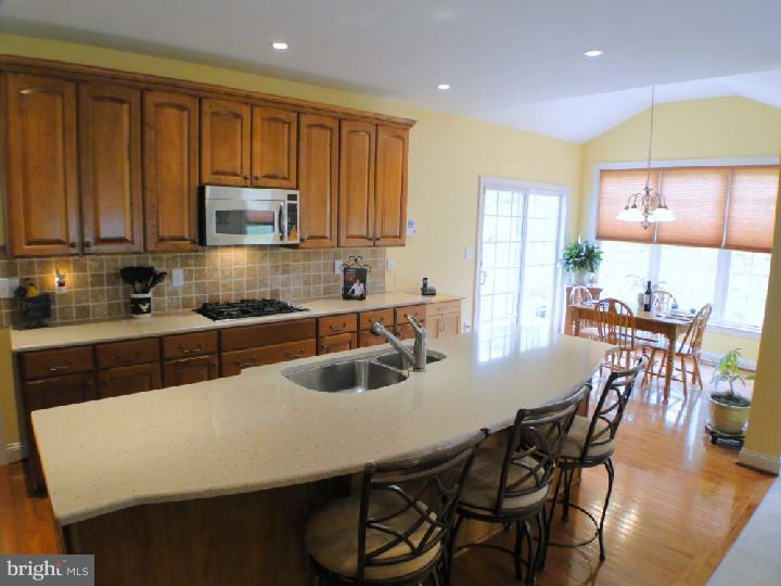 49 Putter Lane Limerick, PA 19464 - Photo 8 of 19 Kitchen