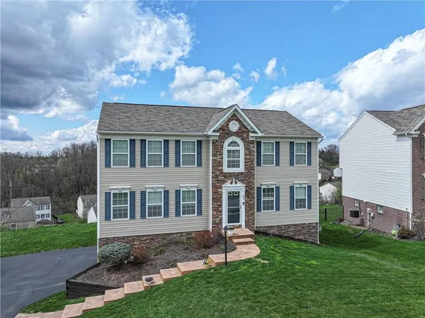 $499,900 | 1044 Granite Drive, McDonald, PA 15057