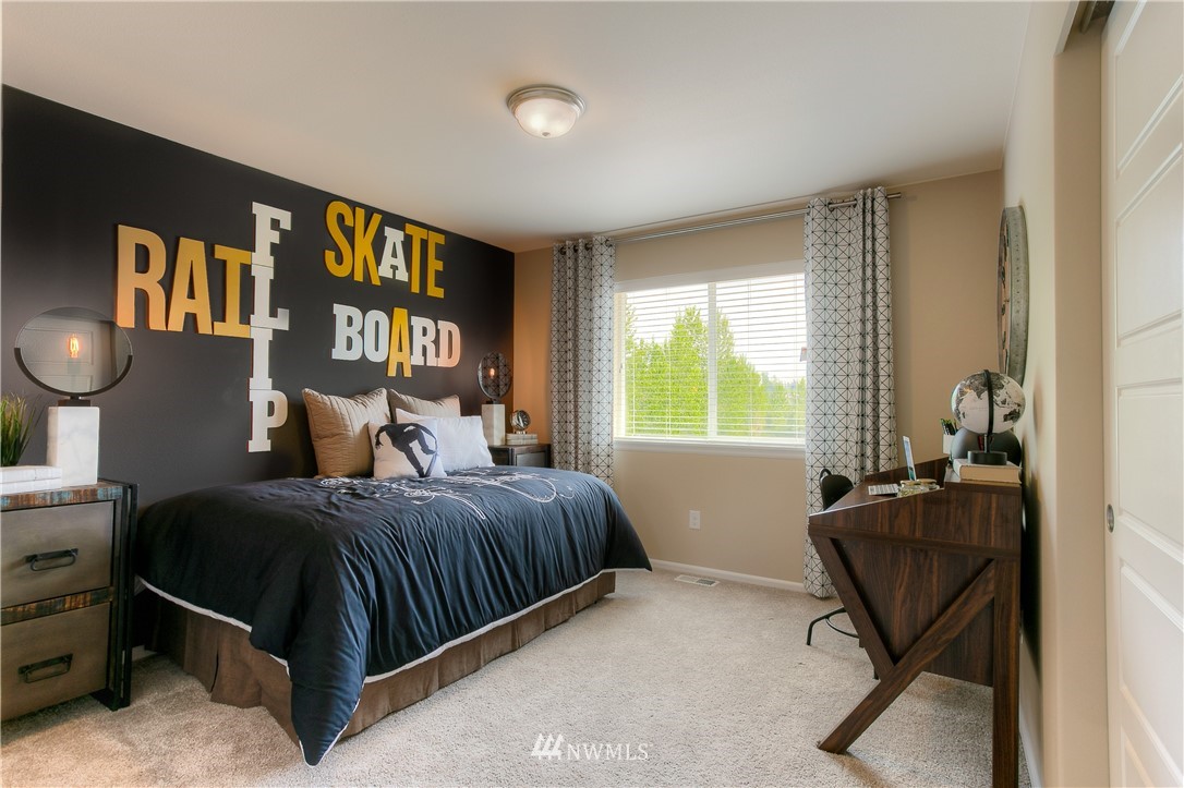 12923 Emerald Ridge Boulevard East, Unit 26 Puyallup, WA 98374 - Photo 12 of 23