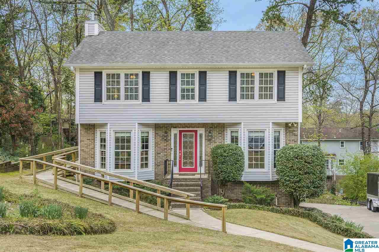 100 Anchor Circle Alabaster, AL 35007 - Photo 2 of 36
