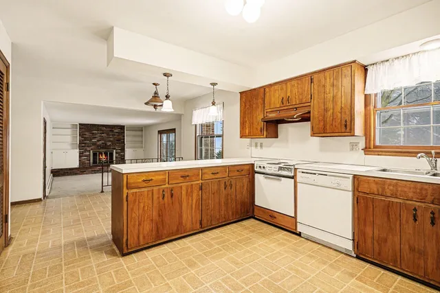 $315,000 | 620 East Minges Road, Battle Creek, MI 49015