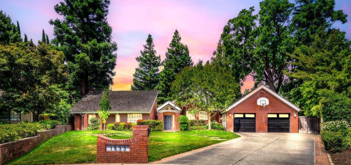 1533 Kingsford Drive, Carmichael, CA 95608 Compass