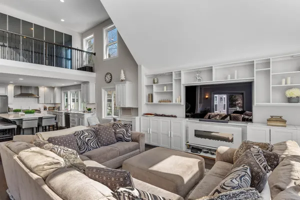 $1,342,500 | 846 Highway 12A, Plainfield, NH 03781