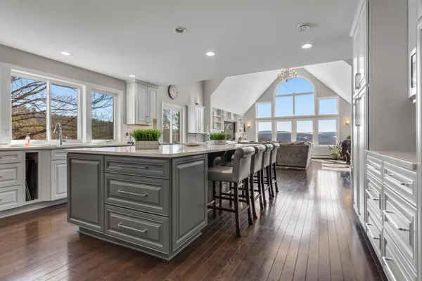 $1,342,500 | 846 Highway 12A, Plainfield, NH 03781