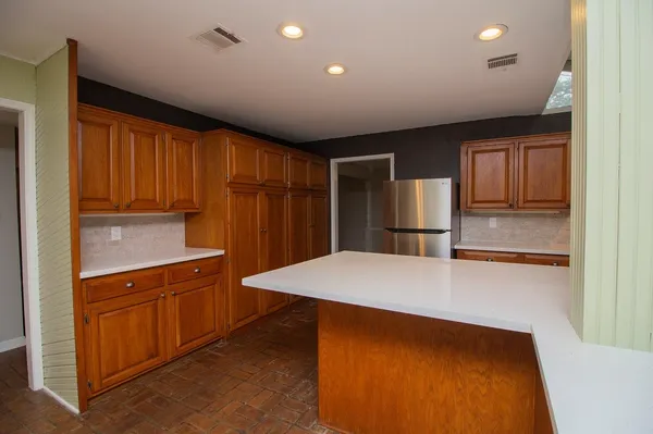 $1,850 | 7 Woody Creek Drive, Unit A, Conroe, TX 77301