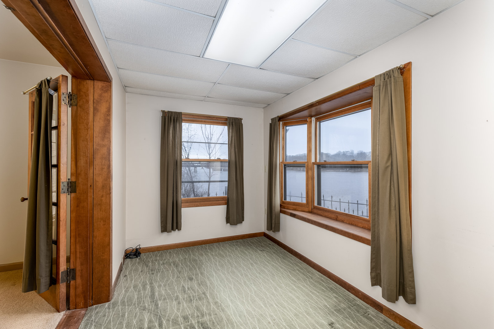 226 Clay Street Ottawa, IL 61350 - Photo 6 of 32