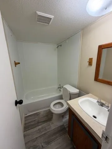 $975 | 1620 East Reno Road, Unit 3, Azle, TX 76020