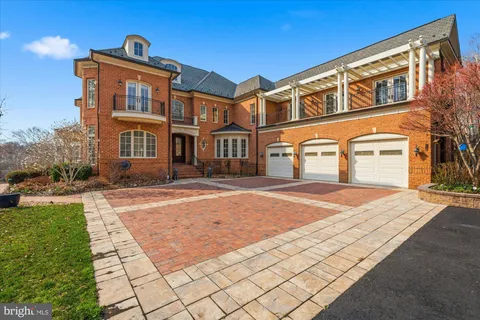 $2,750,000 | 10036 Lake Occoquan Drive, Manassas, VA 20111