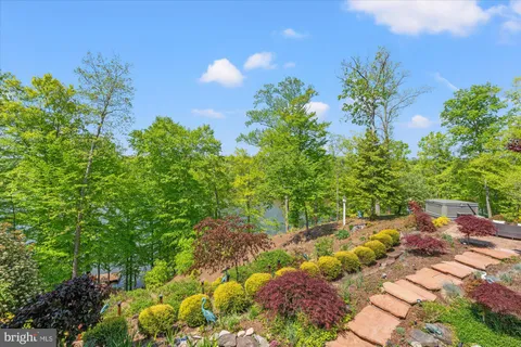 $2,750,000 | 10036 Lake Occoquan Drive, Manassas, VA 20111
