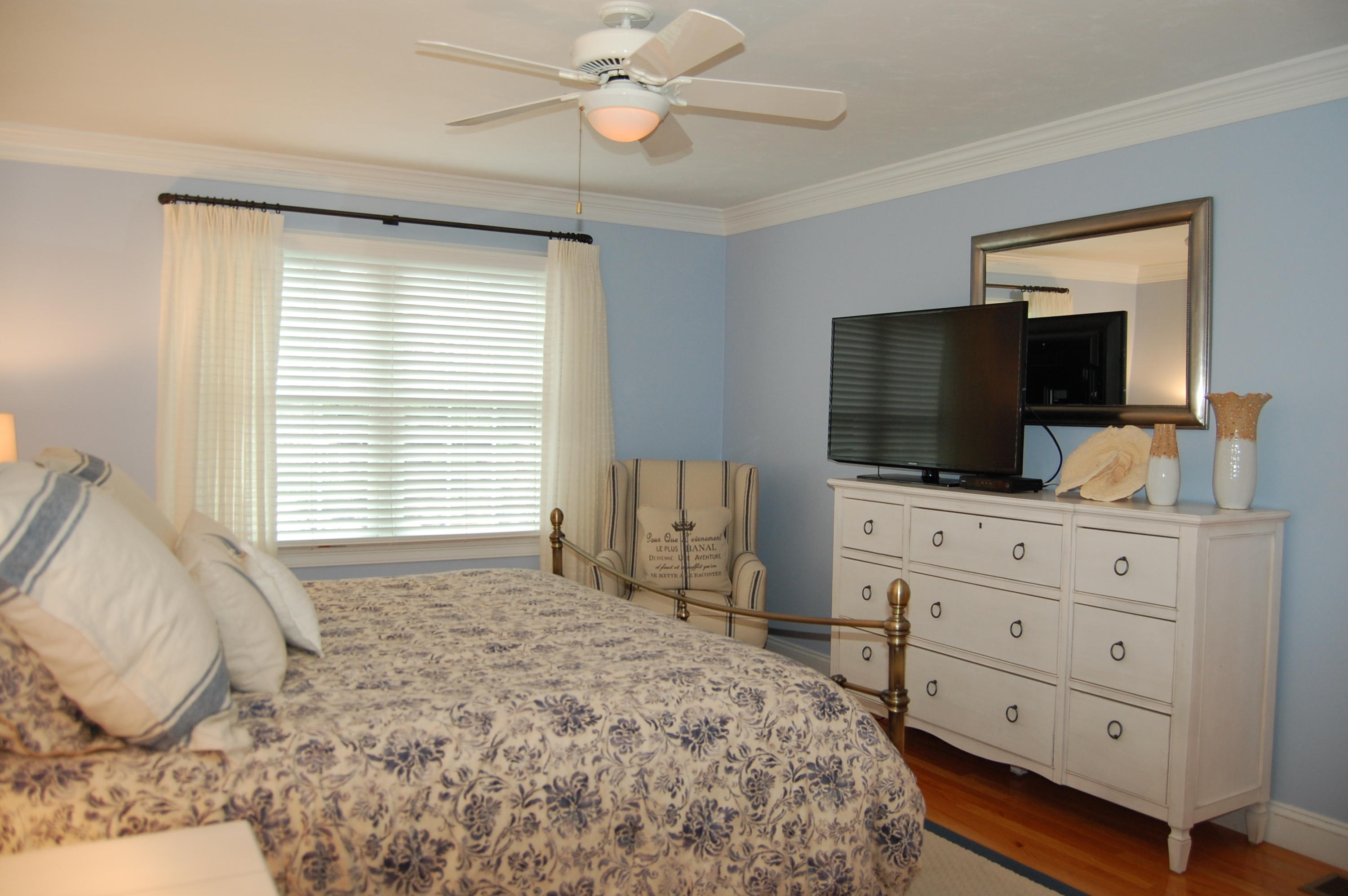 31 Red Cedar Road Mashpee, MA 02649 - Photo 17 of 29 masterbed2