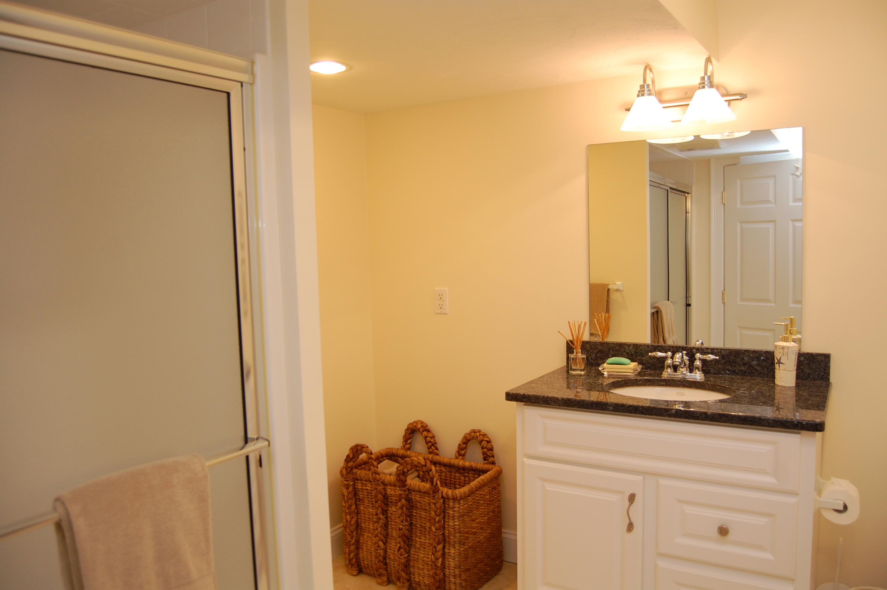 31 Red Cedar Road Mashpee, MA 02649 - Photo 28 of 29 lowerbath2