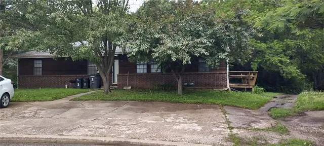 $200,000 | 129 Southeast 235th Road, Warrensburg, MO 64093