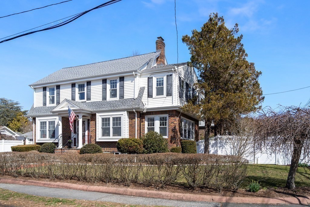 65 Damon Road Medford, MA 02155 - Photo 2 of 7 Gallery Image 2