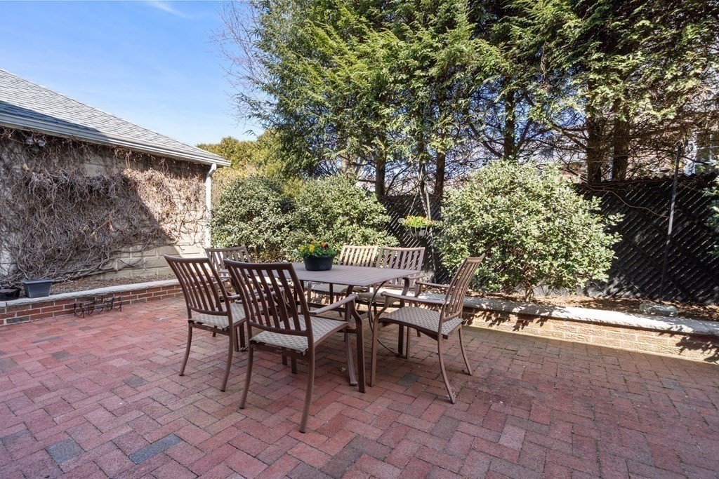 65 Damon Road Medford, MA 02155 - Photo 3 of 7 Gallery Image 3