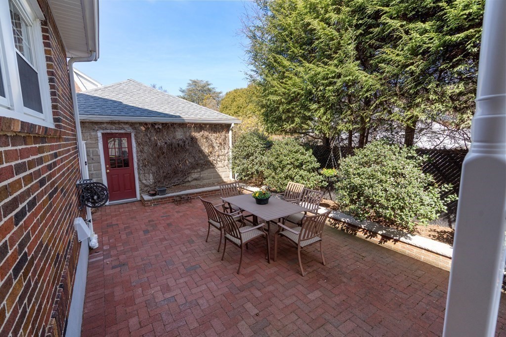 65 Damon Road Medford, MA 02155 - Photo 4 of 7 Gallery Image 4