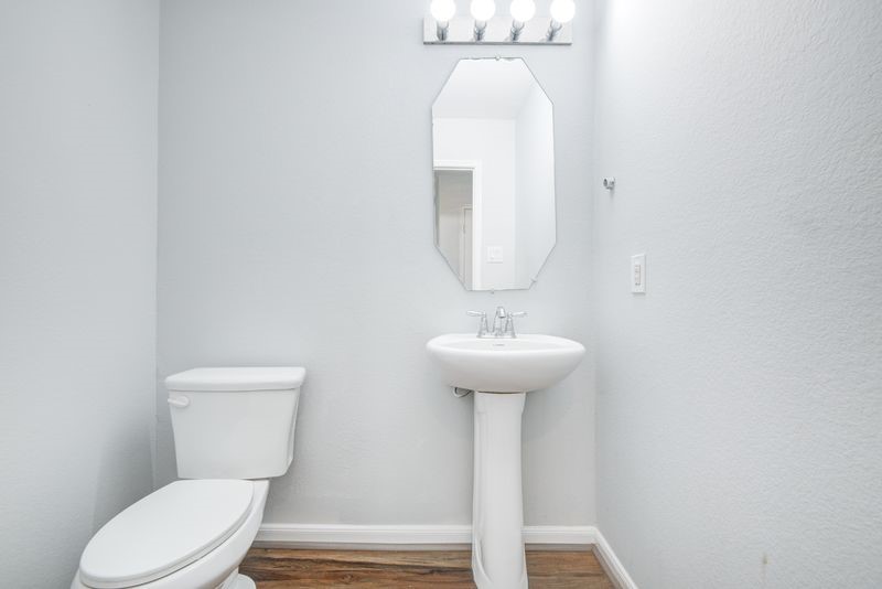 9910 Bezeled Cir Lane Rosharon, TX 77583 - Photo 18 of 40