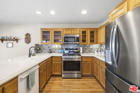 $874,999 | 26531 Cardinal Drive, Canyon Country, CA 91387