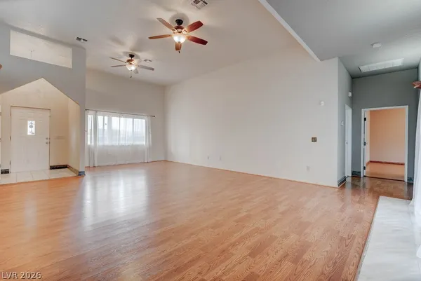 $2,895 | 4880 Dorrell Lane, Las Vegas, NV 89131