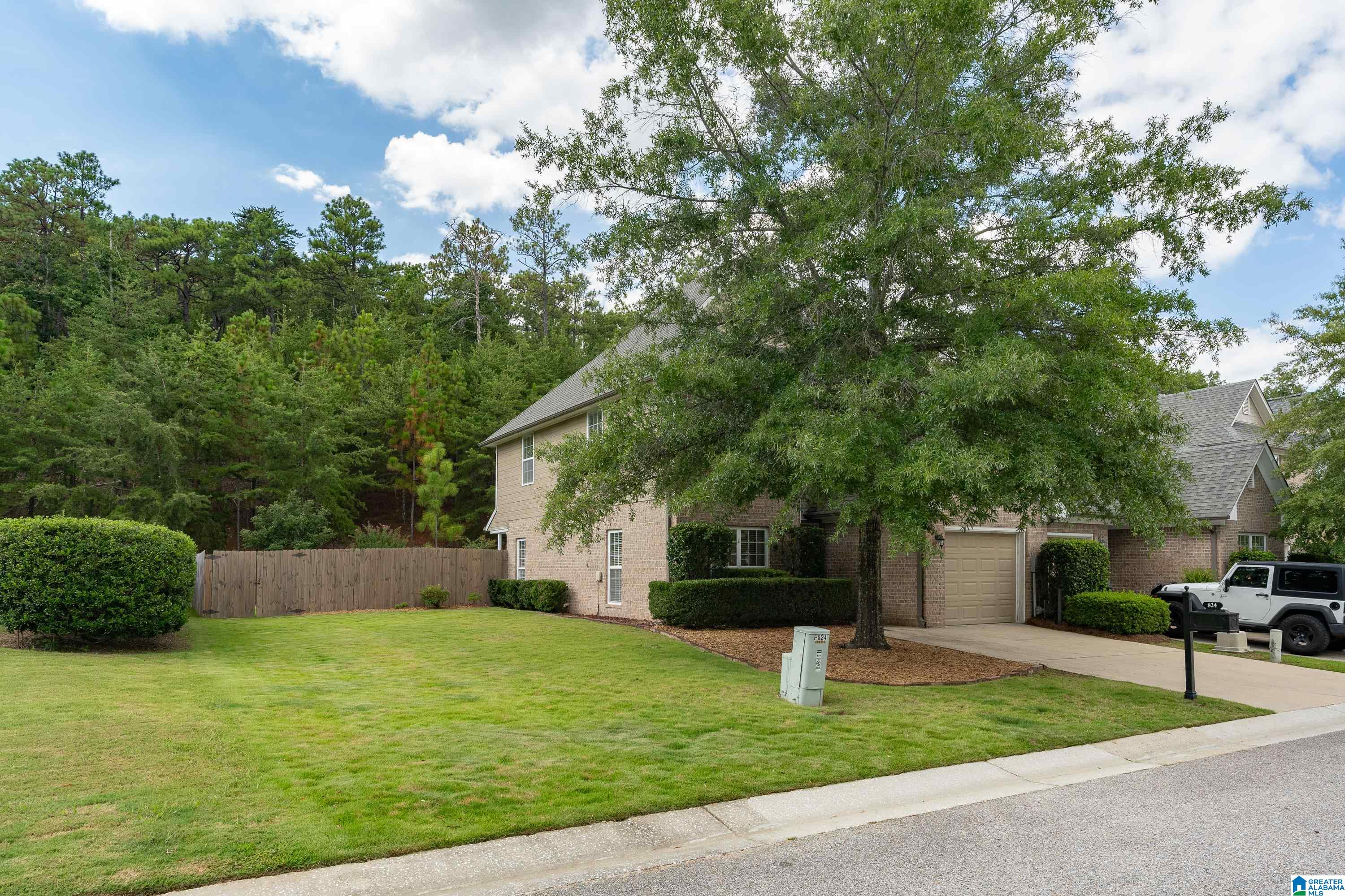 824 Reach Crest Birmingham, AL 35242 - Photo 3 of 38