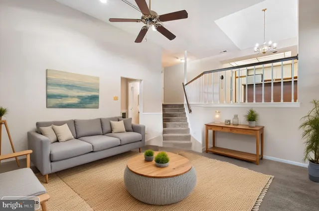 $194,900 | 4701 Birch Circle, Wilmington, DE 19808