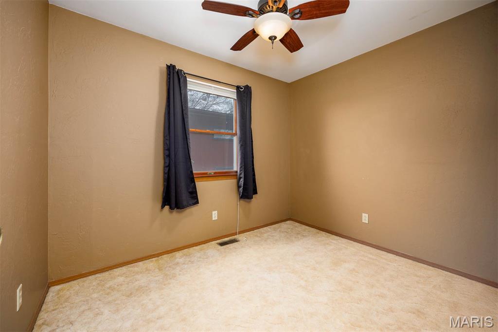 650 23rd Street Carlyle, IL 62231 - Photo 23 of 50