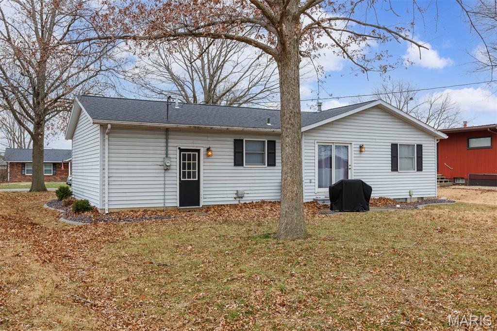 650 23rd Street Carlyle, IL 62231 - Photo 30 of 50