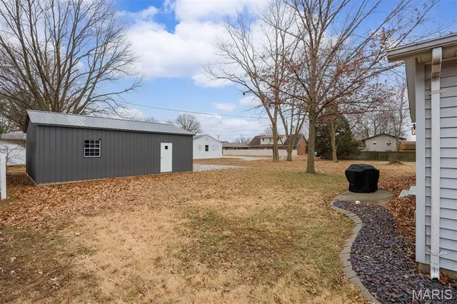 $175,000 | 650 23rd Street, Carlyle, IL 62231