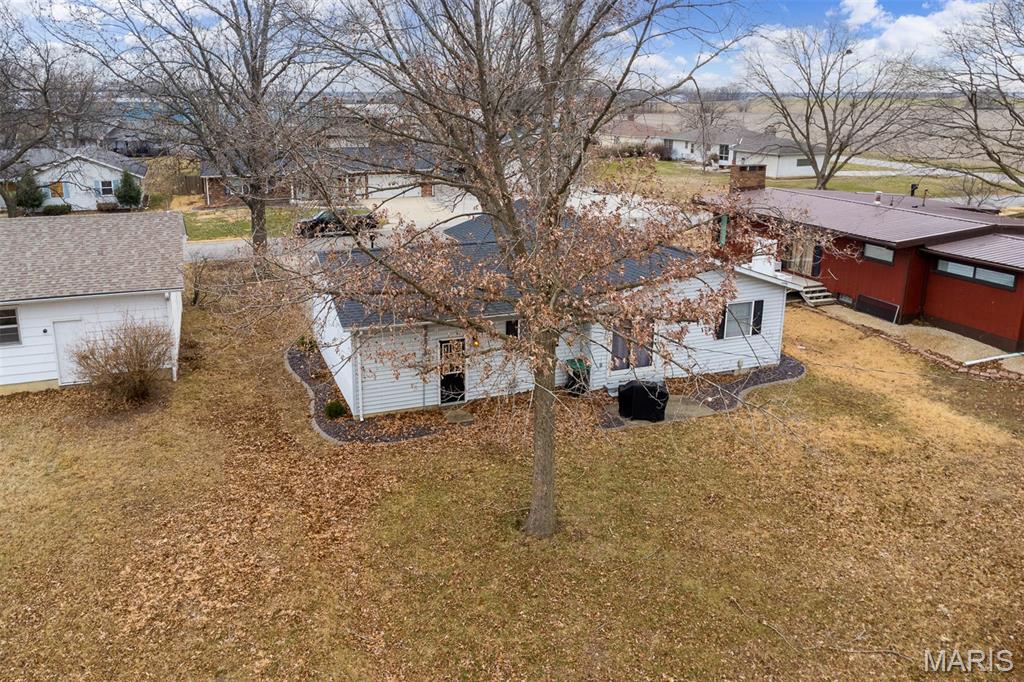 650 23rd Street Carlyle, IL 62231 - Photo 44 of 50