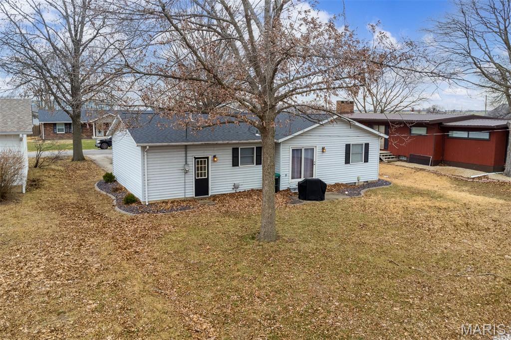 650 23rd Street Carlyle, IL 62231 - Photo 45 of 50