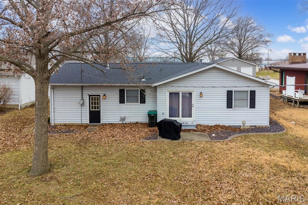 650 23rd Street Carlyle, IL 62231 - Photo 46 of 50