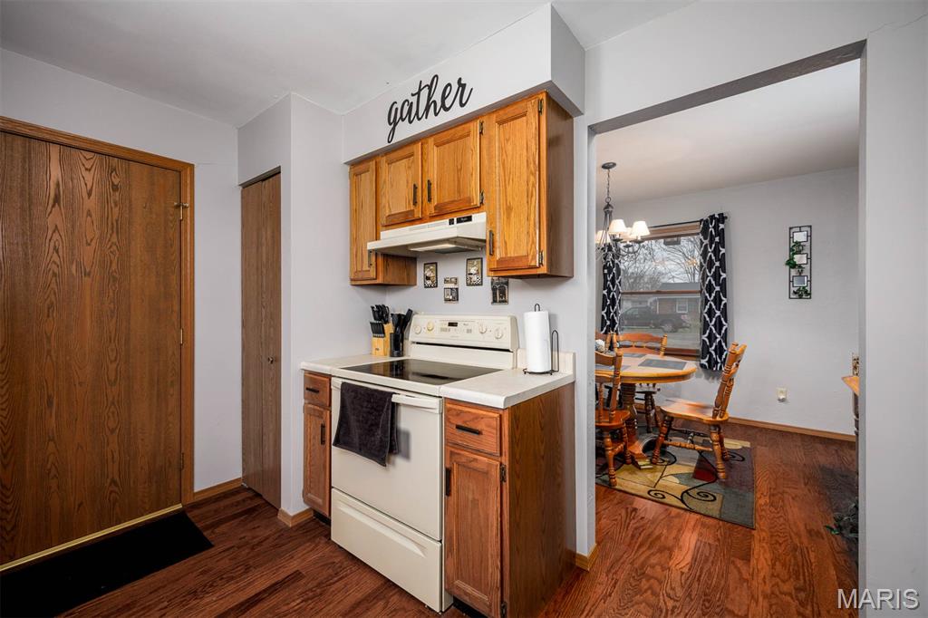 650 23rd Street Carlyle, IL 62231 - Photo 10 of 50