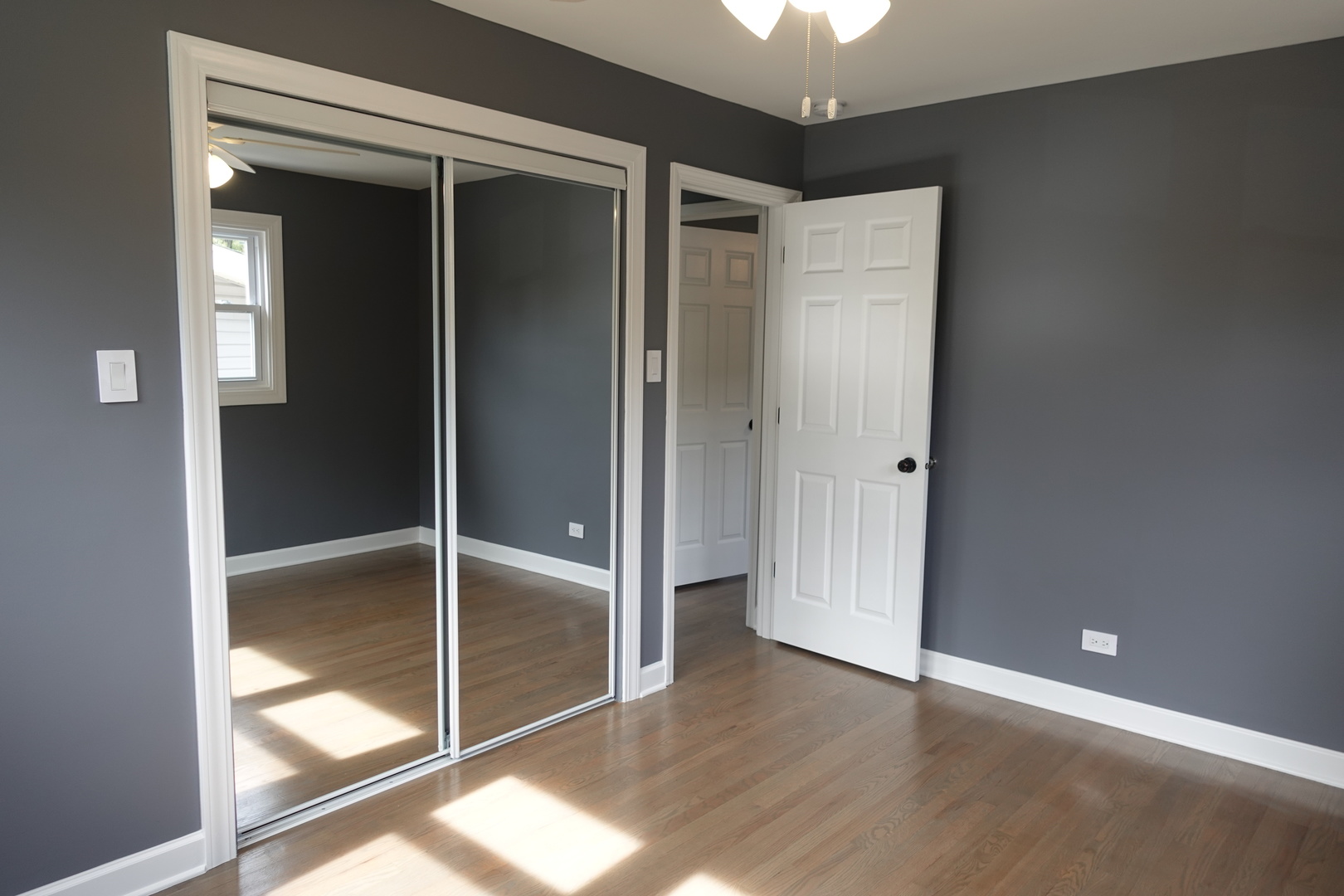 585 Ranger Drive Chicago Heights, IL 60411 - Photo 26 of 48 a view of empty room